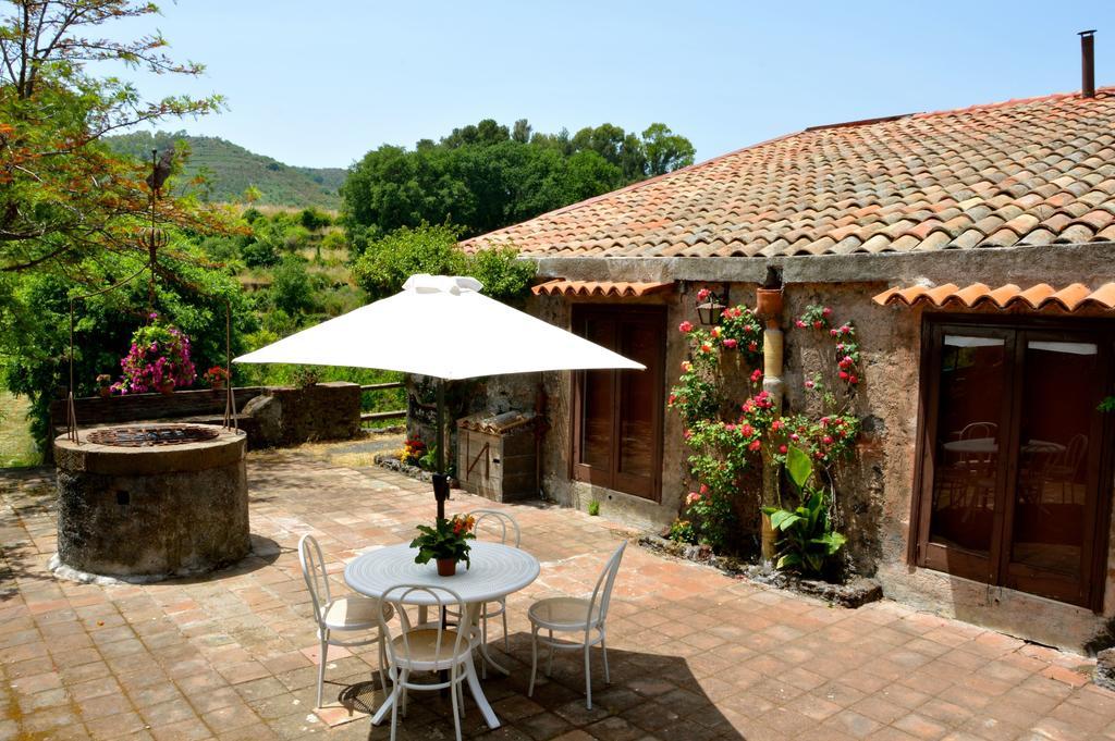 Villa Bonaccorso - Antica E Maestosa Villa Con Piscina Ai Piedi Dell'Etna Viagrande Ruang foto