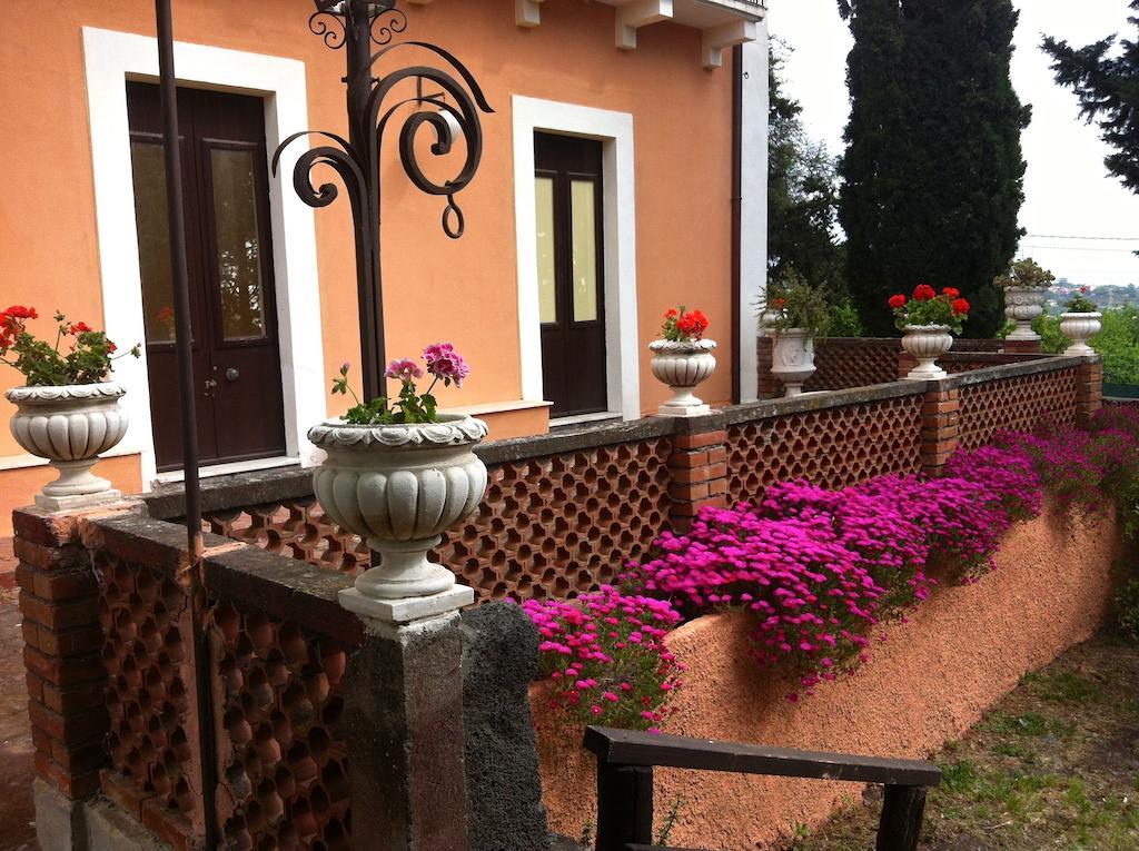 Villa Bonaccorso - Antica E Maestosa Villa Con Piscina Ai Piedi Dell'Etna Viagrande Ruang foto