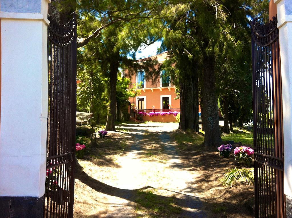 Villa Bonaccorso - Antica E Maestosa Villa Con Piscina Ai Piedi Dell'Etna Viagrande Bagian luar foto