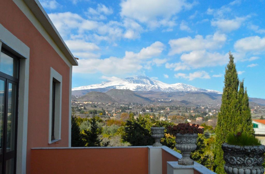Villa Bonaccorso - Antica E Maestosa Villa Con Piscina Ai Piedi Dell'Etna Viagrande Ruang foto