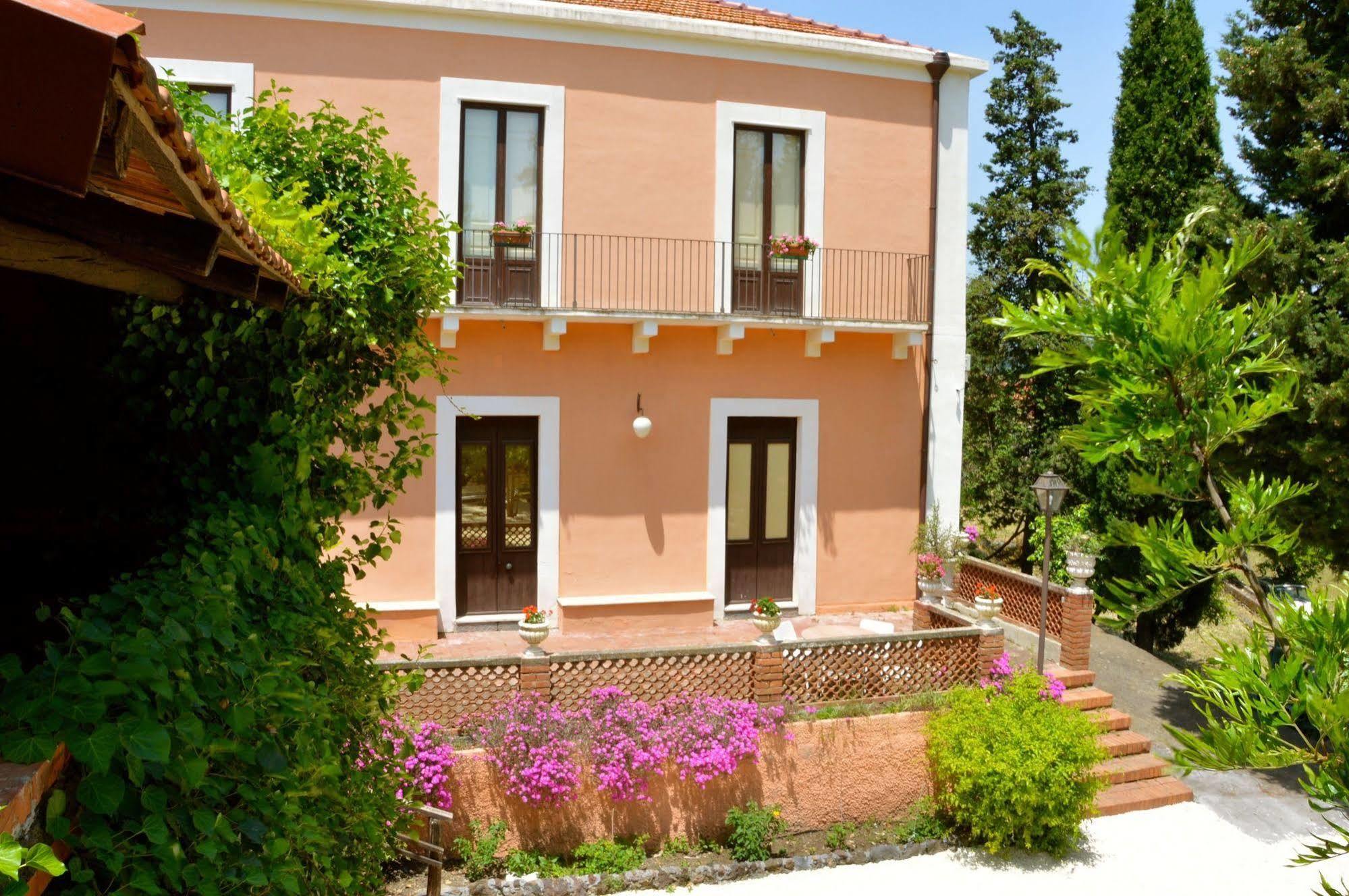 Villa Bonaccorso - Antica E Maestosa Villa Con Piscina Ai Piedi Dell'Etna Viagrande Bagian luar foto