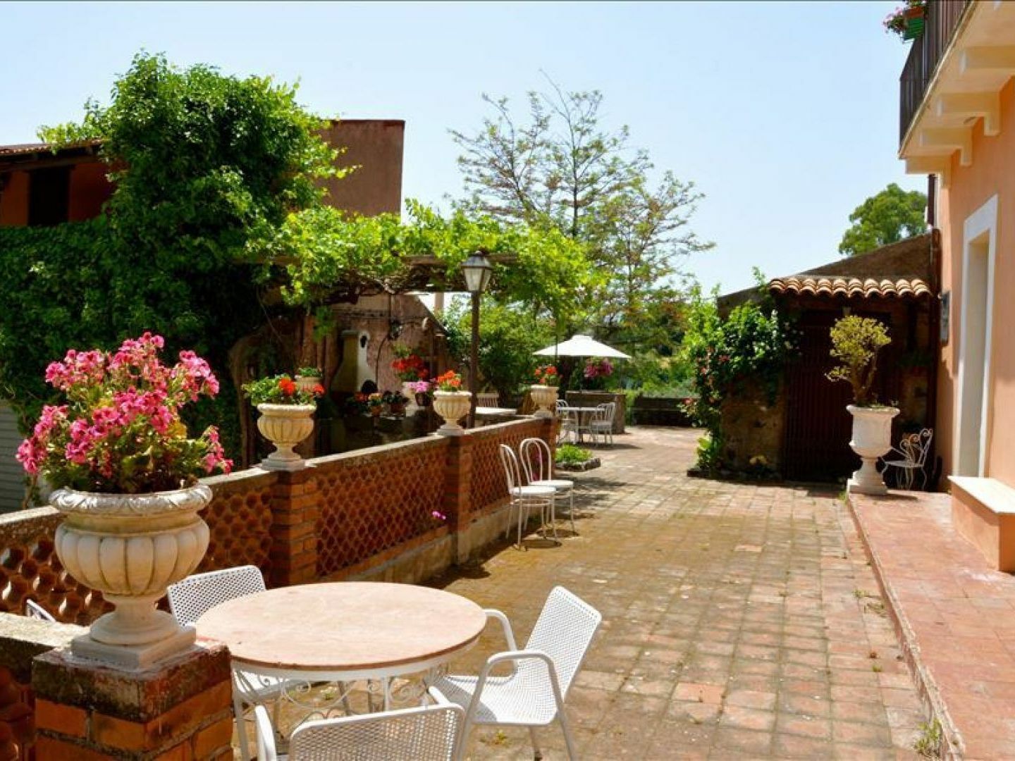 Villa Bonaccorso - Antica E Maestosa Villa Con Piscina Ai Piedi Dell'Etna Viagrande Bagian luar foto